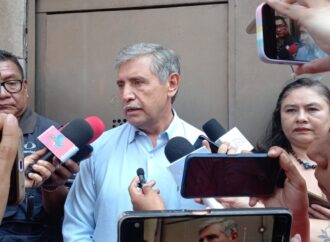 El candidato José Luis Uróstegui busca la reelección para garantizar sus negocios