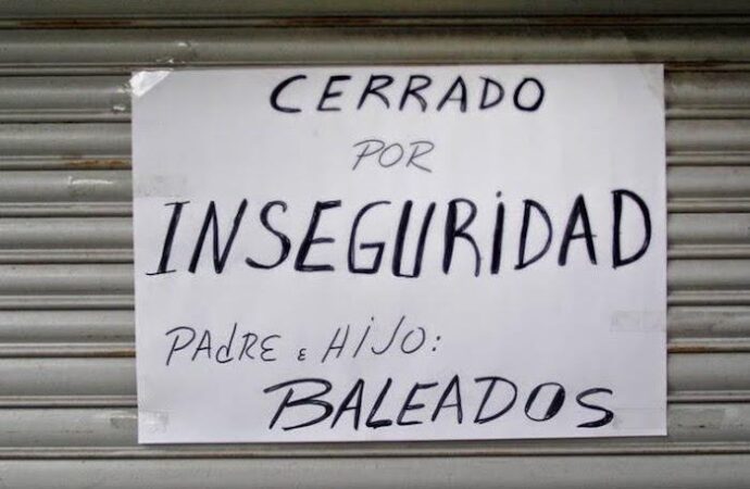 Comerciantes de la CDMX claman por seguridad ante el aumento de extorsiones y cobros de piso