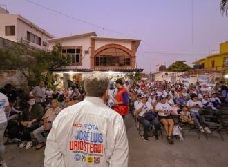 Incumplimiento normativo: Anuncios de campaña del alcalde con licencia José Luis Urióstegui en Cuernavaca