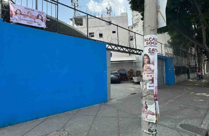 Vecinos de la alcaldía Cuauhtémoc muestran su rechazo hacia Caty Monreal a través de la propaganda electoral