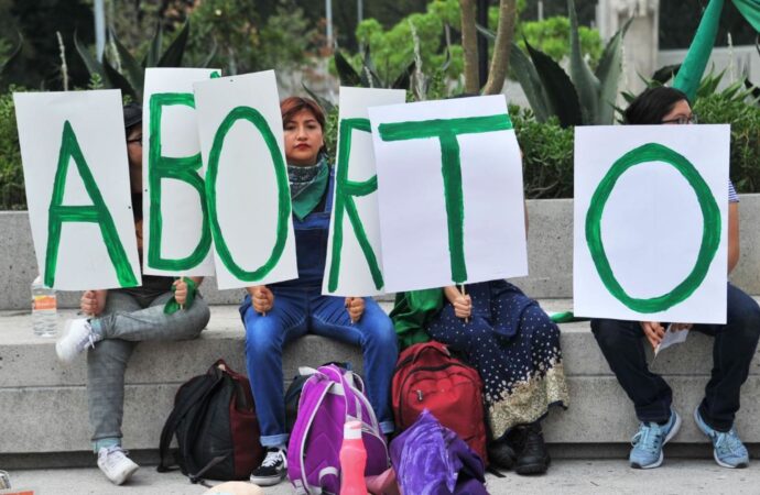 En Puebla despenalizan el aborto  hasta la semana 12