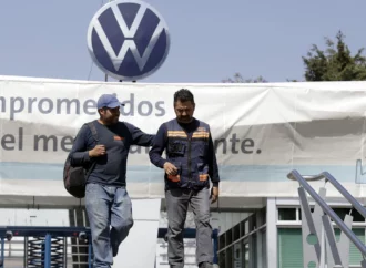 Un giro inesperado podría impactar las negociaciones salariales en Volkswagen