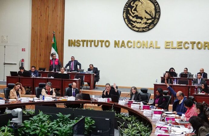 INE da a conocer la lista de aspirantes a la elección judicial con más de 4,000 nombres